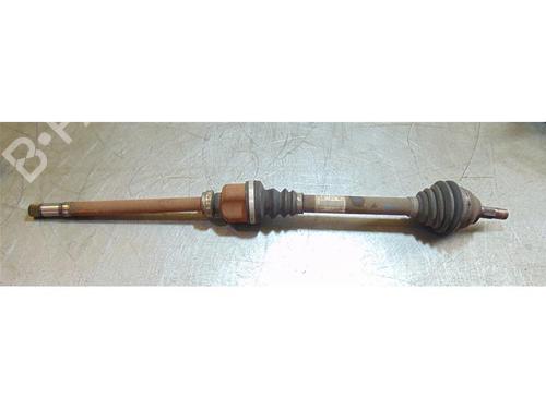 Used Right front driveshaft PEUGEOT 5008 (0U_, 0E_) 1.6 HDi (112 hp) 15140846
