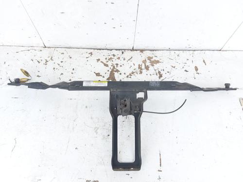 Used Front bumper reinforcement JEEP CHEROKEE (KJ) 2.5 CRD 4x4 (143 hp) 30145357