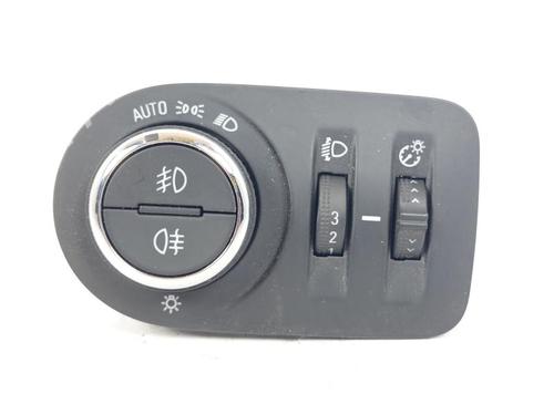 Used Switch OPEL ASTRA K Sports Tourer (B16) 1.4 CNG (35) (110 hp) 15163122