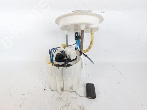 Used Fuel pump Fuel pump BMW 2 Gran Coupe (F44) M 235 i xDrive (306 hp) 19674987 19674987