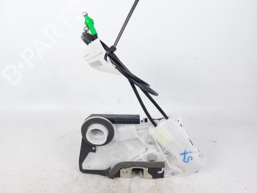 Used Front left lock TOYOTA YARIS (_P13_) 1.5 Hybrid (NHP130_, NHP130) (101 hp) 20502334