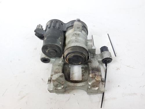 Used Right front brake caliper Right front brake caliper 17317282 17317282