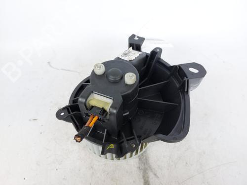 Used Heater blower motor OPEL CORSA E (X15) 1.3 CDTI (08, 68) (75 hp) 15173923