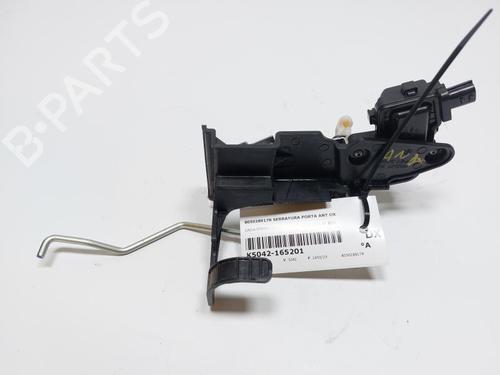 front-right-lock-dacia-spring-2020-30455009 main image