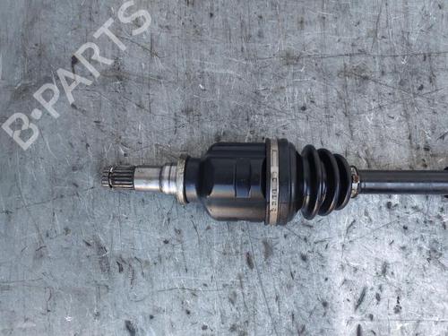 Right front driveshaft TOYOTA YARIS (_P13_) 1.5 Hybrid (NHP130_, NHP130) | BP27443045M39 