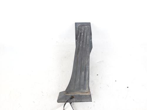 pedal-bmw-3-touring-e91-320-d-35406772645-2004-2005-2006-2007-2008-2009-2010-2011-2012-17975441 main image