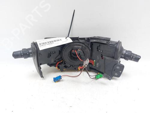 Used Steering column stalk RENAULT CLIO III (BR0/1, CR0/1) 1.2 16V (BR02, BR0J, BR11, CR02, CR0J, CR11) (75 hp) 29584330