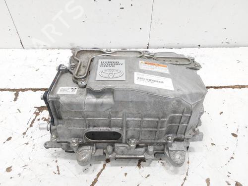 Used Electronic module TOYOTA YARIS (_P13_) 1.5 Hybrid (NHP130_, NHP130) (101 hp) 20502304