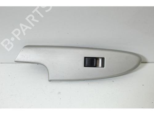 Used Left front window switch TOYOTA URBAN CRUISER (_P1_) 1.4 D-4D (NLP110_, NLP110R) (90 hp) 22753962
