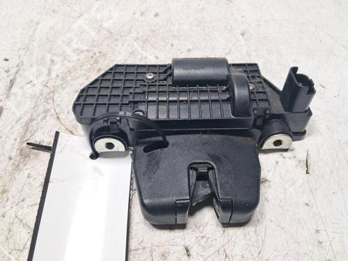 Used Tailgate lock Tailgate lock CITROËN C3 II (SC_) 1.4 HDi 70 (SC8HZC, SC8HR0, SC8HP4) (68 hp) 33195158 33195158