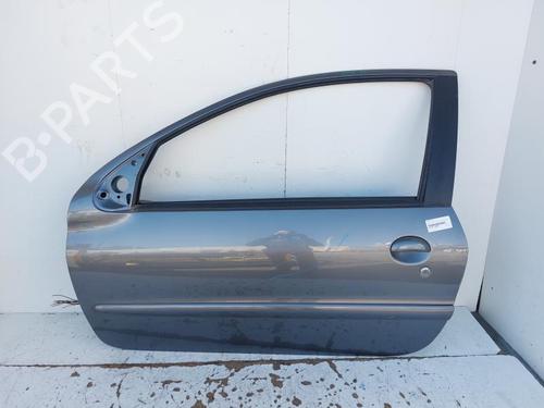 Used Left front door PEUGEOT 206+ (2L_, 2M_) 1.1 (60 hp) 29383621