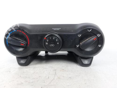 Used Climate control Climate control 15167330 15167330