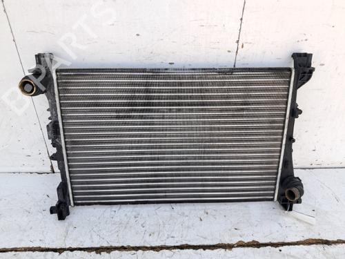 water-radiator-fiat-500l-351_-352_-2012-37088563 main image