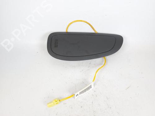Used Right seat airbag MITSUBISHI MIRAGE / SPACE STAR VI Hatchback (A0_A) 1.0 (A05A) (71 hp) 15156513