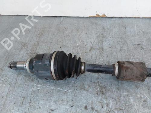 Right front driveshaft TOYOTA YARIS (_P13_) 1.5 Hybrid (NHP130_, NHP130) | BP15166106M39 