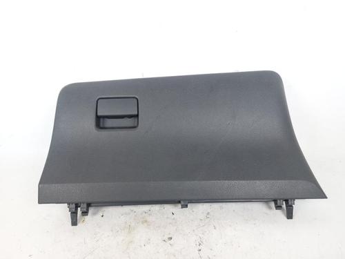 Used Glove box TOYOTA YARIS (_P13_) 1.5 Hybrid (NHP130_, NHP130) (101 hp) 18826350