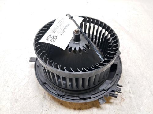 Motor da chauffage Motor da chauffage AUDI Q2 (GAB, GAG) 30 TFSI (110 hp) 36218198 36218198