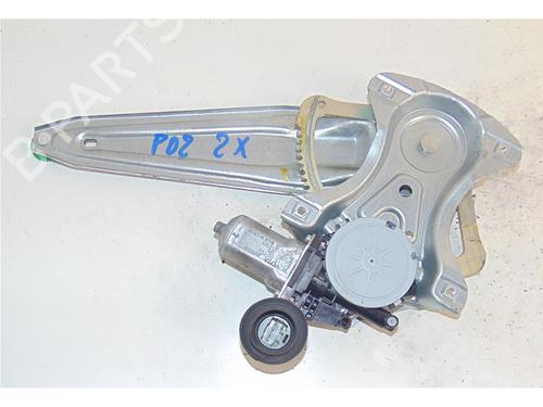 Used Left rear window motor Left rear window motor TOYOTA YARIS (_P13_) 1.5 Hybrid (NHP130_, NHP130) (101 hp) 15140467 15140467