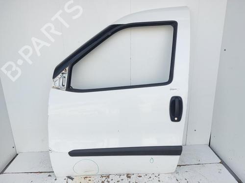 Used Left front door FIAT DOBLO Cargo (263_) 1.6 D Multijet (263WXD1B, 263WXR1B, 263WXX1B, 263ZXD1B,... (105 hp) 29238814