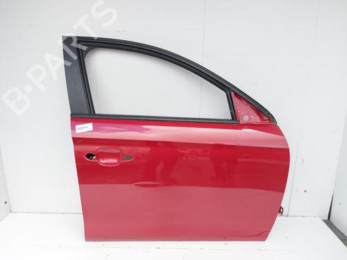 Used Right front door OPEL CORSA F (P2JO) 1.2 (68) (101 hp) 17204124