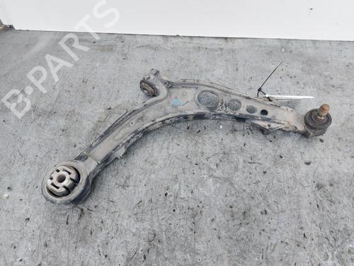 Used Right front suspension arm LANCIA MUSA (350_) 1.9 D Multijet (350.AXC1A) (101 hp) 30478475