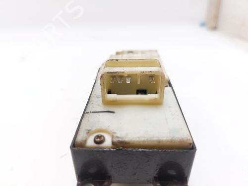 Left front window switch TOYOTA YARIS (_P1_) 1.0 (SCP10_, SCP10R) | BP29474639I27 