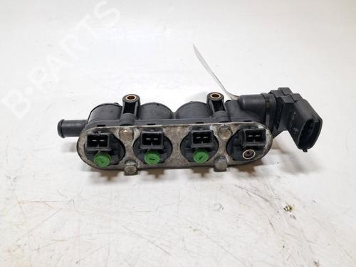 Used Injector OPEL CORSA D (S07) 1.2 (L08, L68) (80 hp) 33168138