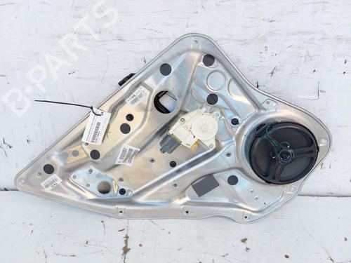 Rudehejsemotor bagstkærm venstre MERCEDES-BENZ C-CLASS T-Model (S204) C 200 CDI (204.207) (136 hp) 15163252