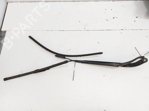 Front windshield wiper arm RENAULT MEGANE IV Hatchback (B9A/M/N_) 1.3 TCe 140 (B9NB) | BP17204805C143 
