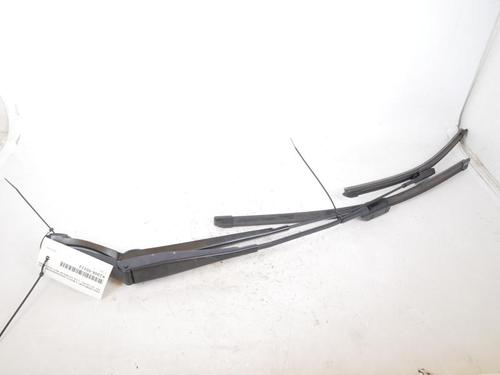 Used Front windshield wiper arm FORD KA+ III (UK, FK) 1.2 (85 hp) 15158714