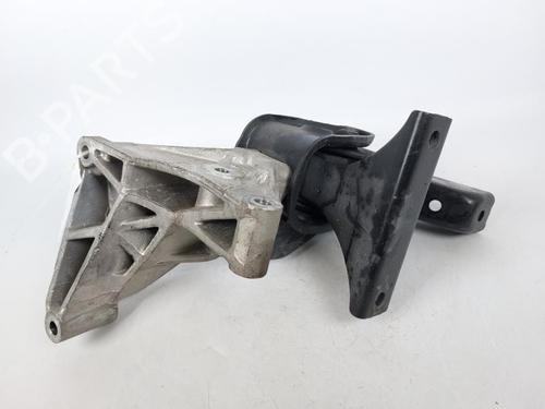 Used Engine mount Engine mount SUZUKI SWIFT IV (FZ, NZ) 1.2 (AZH412, ZC72S) (94 hp) 15167261 15167261
