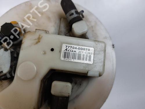 Fuel pump TOYOTA YARIS (_P13_) 1.0 (KSP130_, KSP130) | BP17204468M76