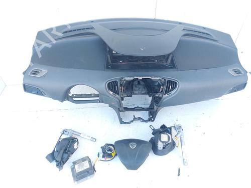 Used Airbag Kit LANCIA YPSILON (312_) 1.3 D Multijet (312.YXE1A, 312.YXU1A) (95 hp) 30802563