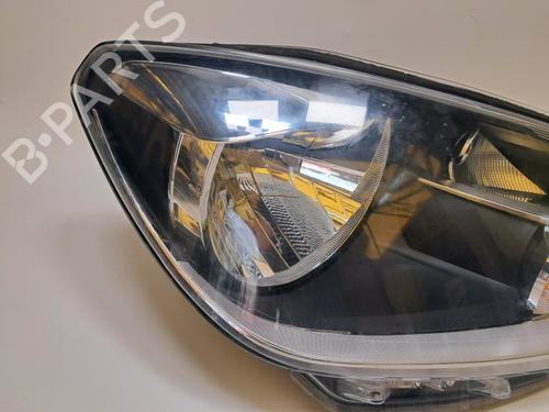 Right headlight VW LOAD UP! (121, 122, BL1, BL2) 1.0 EcoFuel | BP36376049C29 - Image 2