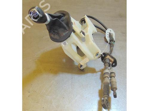 Used Shift knob Shift knob KIA SPORTAGE III (SL) 2.0 CRDi (136 hp) 15140863 15140863