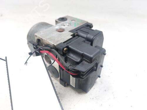 Abs pomp HONDA CIVIC VII Hatchback (EU, EP, EV) 1.7 CTDi (EP4, EU9) (100 hp) 28689576