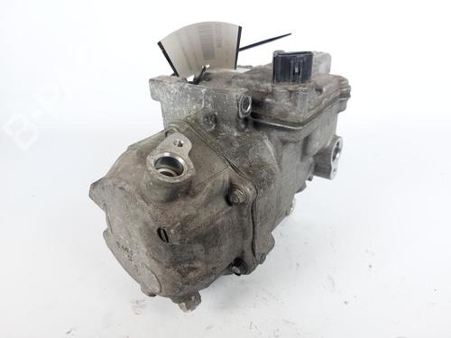 Used AC compressor TOYOTA YARIS (_P13_) 1.5 Hybrid (NHP130_, NHP130) (101 hp) 21261774