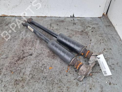 Højre bagtil støddæmper FIAT 500L (351_, 352_) 1.3 D Multijet (199LXY1A, 199LXY11) (84 hp) 33195649