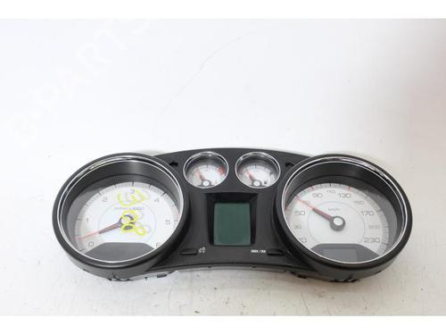 Used Instrument cluster PEUGEOT 308 I (4A_, 4C_) 1.6 HDi (109 hp) 15147767