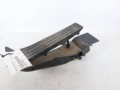 Used Pedal LAND ROVER RANGE ROVER III (L322) 3.0 D 4x4 (177 hp) 15167191