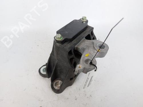 Used Engine mount HONDA JAZZ V (GR_, GS_) 1.5 eHEV (GR3) (98 hp) 15156791