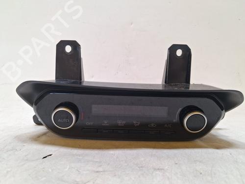 Used Climate control Climate control 38036221 38036221