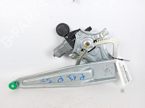 Used Left rear window motor TOYOTA YARIS (_P13_) 1.5 Hybrid (NHP130_) (101 hp) 15155965