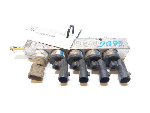 Used Injector HYUNDAI i20 I (PB, PBT) 1.2 (86 hp) 30921498