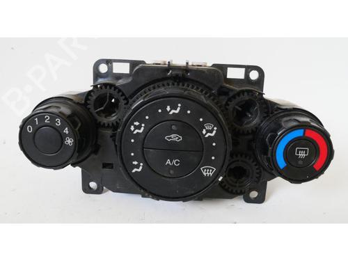Used Climate control FORD FIESTA VI (CB1, CCN) 1.4 TDCi (68 hp) 15149939