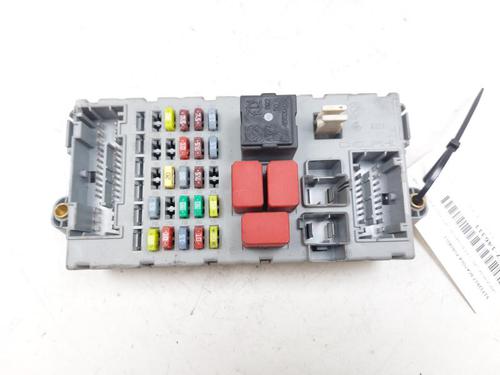 Used Fuse box Fuse box LANCIA MUSA (350_) 1.4 (350.AXF1A) (78 hp) 27537585 27537585