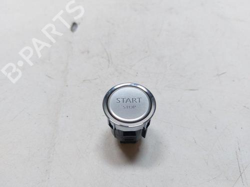 Used Electronic module Electronic module PEUGEOT 308 II (LB_, LP_, LW_, LH_, L3_) 1.6 BlueHDi 120 (120 hp) 33734560 33734560