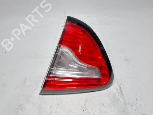 Feu arrière droit RENAULT CAPTUR I (J5_, H5_) 0.9 TCe 90 (90 hp) 30802361