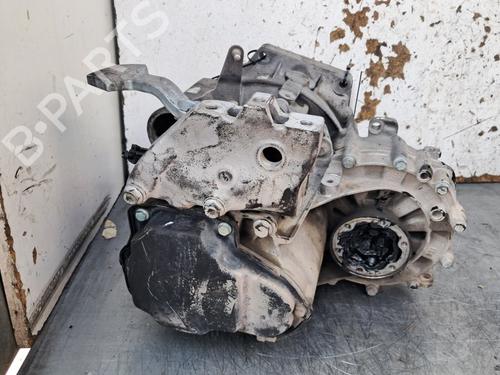Gearbox SEAT LEON (1P1) 1.9 TDI | BP38745649M3 - Image 4