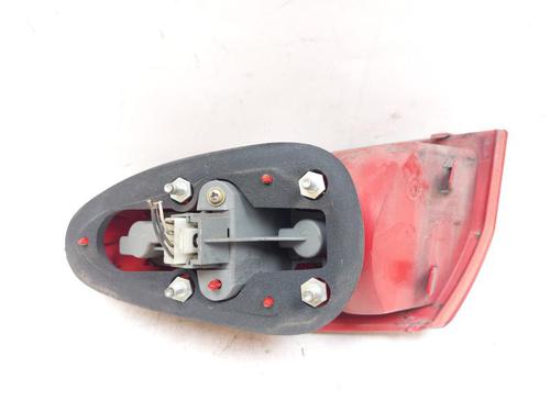 Left taillight ALFA ROMEO 147 (937_) 1.9 JTD (937.AXD1A, 937.BXD1A, 937.AXV1A, 937.BXB1A,... | BP27538072C34